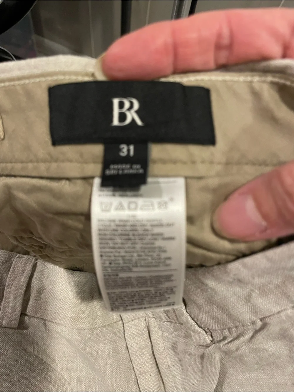 Classic tan linen breezy shorts beach vacation everyday Banana Republic preppy